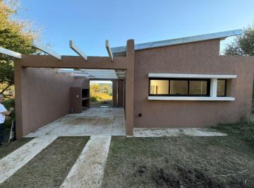 Casa · 115m² · 4 Ambientes · 2 Cocheras · Casa a Estrenar, 3 Dor. B° Prosur, Rio Ceballos. (Escritura)!