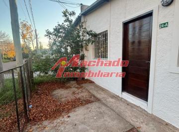 Foto1 · Casa de 1 Dormitorio y Medio, con Patio. a Pocas Cuadras del Centro de Maldonado.