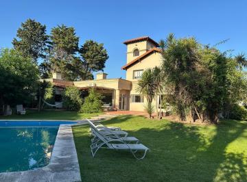 Casa · 1500m² · 7 Ambientes · 2 Cocheras · Casa en Venta 7 Ambientes Country San Diego