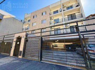 Departamento · 38m² · 2 Ambientes · Excelente Departamento 2 Ambientes en Planta Baja con Patio! - Lomas del Mirador