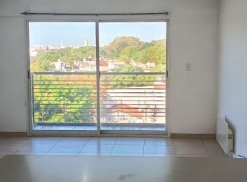 Departamento de 1 ambiente, Pompeya · Departamento de un Ambiente con Balcon
