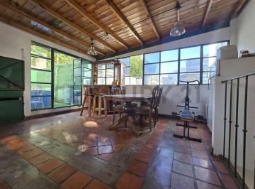 PH · 101m² · 5 Ambientes · Vendemos PH en Caballito de 5 Amb C/patio, Terraza, Quincho y Parrilla