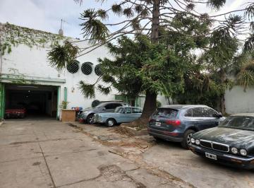Bodega-Galpón · 600m² · 100 Cocheras · Galpon / Terreno en Venta con Estacionamiento y Oficinas en Olivos