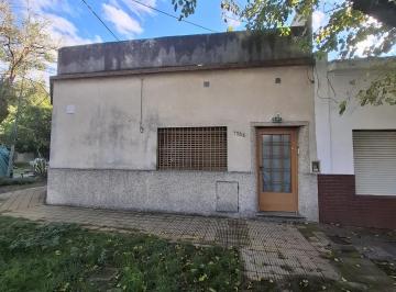 general-san-martin-villa-maipu-venta-casa-3-ambientes · Casa 3 Ambientes con Patio y Terraza