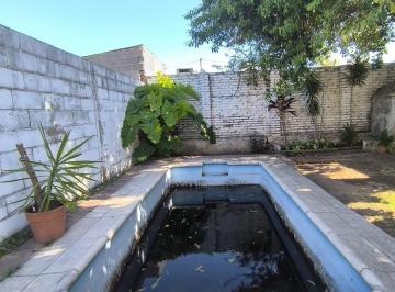 Casa · 110m² · 6 Ambientes · 1 Cochera · Ruta 20 Casa en Venta Apta Credito 4 Dorm. Barrio Los Granados. Recibe Casa en Las Sierras