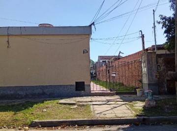 PH de 2 ambientes, Morón · Morón Sur, Dos Cuadras de Aguero, PH 2 Amb con Patio Propio.