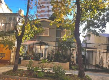 Casa · 180m² · 6 Ambientes · Casa en Venta 6 Ambientes en Olivos
