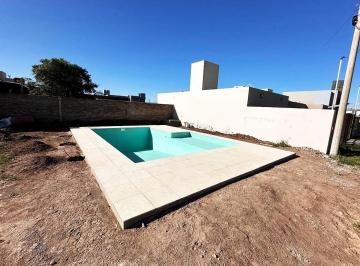 Terreno , Alvear · Lote en Venta en Estación Alvear 351 m² en Esquina con Pileta Premium