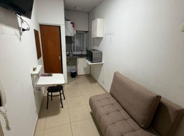 Departamento de 1 ambiente, La Matanza · Pequeño Monoambiente Amoblado a m de Av Crovara en Villa Madero