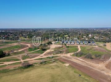 Terreno · 1505m² · Lote en Venta Al Arroyo en El Tilbury - Pilara