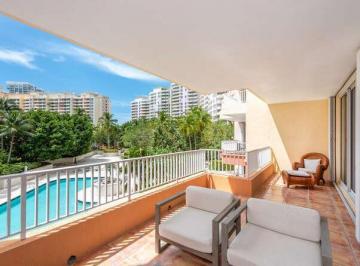 Departamento · 640m² · 2 Dormitorios · Departamento en Key Biscayne