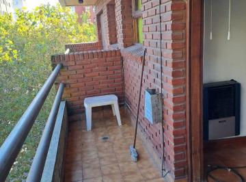 Departamento de 2 ambientes, Mar del Plata · 24 Meses Semipiso a La Calle con Balcón, Muy Bueno La Perla Centro