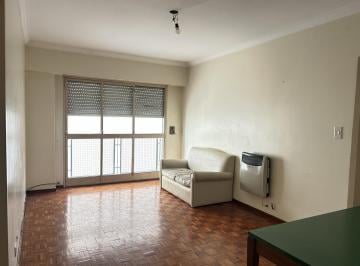 Departamento · 43m² · 2 Ambientes · 1 Cochera · Alquiler Departamento Bernal Centro