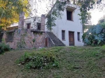 Casa · 160m² · 3 Ambientes · 1 Cochera · Casa en Venta - Rio Ceballos