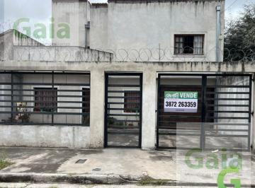 Casa · 220m² · 7 Ambientes · 2 Cocheras · Casa en Venta | Zona Sur