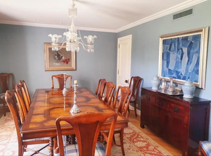 Casa · 650m² · 10 Ambientes · 2 Cocheras