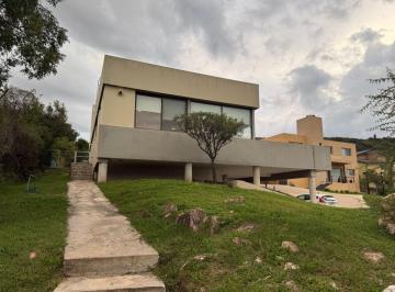 Casa de 4 ambientes, Malagueño · Casa de 3 Dorm. en Venta en Tierra Alta - 202 m² Cubiertos