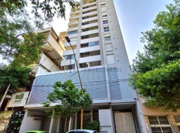 Departamento · 144m² · 5 Ambientes · 1 Cochera · Semipiso de Categoria de 3 Dorm. y Cochera en Barrio Constituyentes