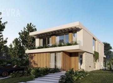Casa · 320m² · 5 Ambientes · 2 Cocheras · Casa en Venta en Castaños Nordelta
