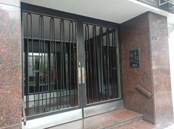 Departamento · 120m² · 5 Ambientes · Venta - Departamento - 3 Dorm. - Reciclado - Centro - Rosario - Opción Cochera No Incluida en Precio