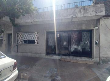DEF-DEF-1975_2 · Casa 3 Ambientes. | Arenales Al 700