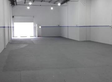 Depósito · 315m² · 3 Ambientes · Depósito en Alquiler 371 m² Totales - Ringuelet