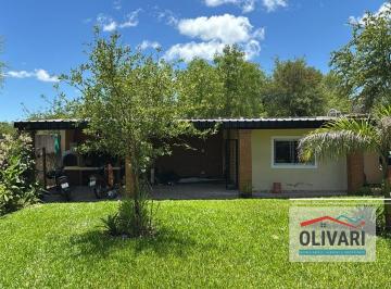 Quinta vacacional · 20m² · 2 Ambientes · 1 Cochera · Quinta con Pileta