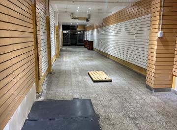 Local comercial de 2 ambientes, Balvanera · Local Comercial Vende con Renta de 270 m² en Once - Balvanera