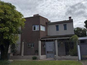 Casa · 293m² · 12 Ambientes · 2 Cocheras · Casa en Venta Villa Rivera Indarte 4 Dorm