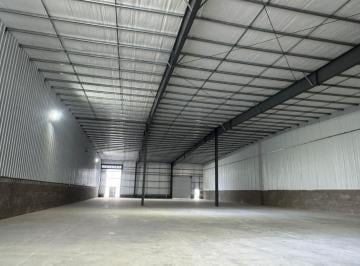 Bodega-Galpón · 1300m² · Alquiler de Nave Industrial en Carlos Spegazzini 1300 m²