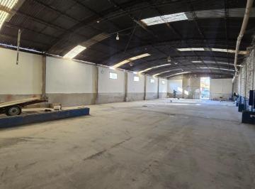 Bodega-Galpón · 360m² · 3 Ambientes · Galpón 300 m² con Oficina - Zona Mayorista Yaguar