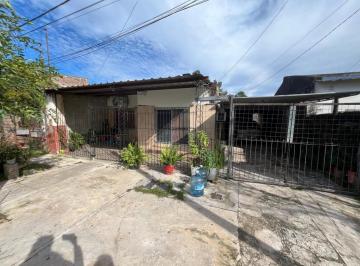 Casa · 122m² · 6 Ambientes · 1 Cochera · Vendo Casa en Monte Vera