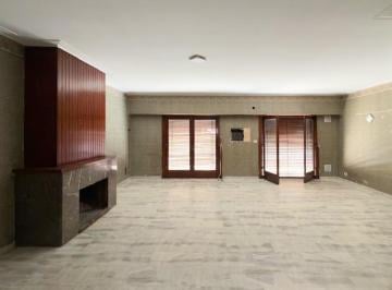 Oficina comercial · 200m² · 5 Ambientes · Departamento en Planta Alta - 3 Ambientes - Merlo Sur