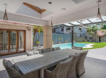 Casa · 324m² · 7 Ambientes · 5 Cocheras · Venta Casa 7 Amb. C/dependencia Florida - Vte. Lopez
