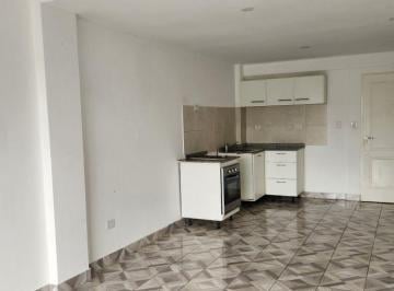 Departamento de 2 ambientes, San Cristobal · Apto Crédito | 2 Ambientes con Balcón y Suite + Toilette | Balcón | 6° Piso Luminoso | San Cristóbal