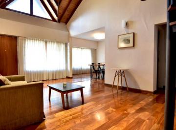 Casa · 244m² · 5 Ambientes · 2 Cocheras · Venta Casa Chalet 5 Amb Ituzaingo Norte Pileta