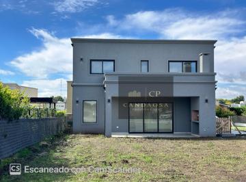 Casa · 176m² · 4 Ambientes · Sg Casa Venta Premium B. Cerrado