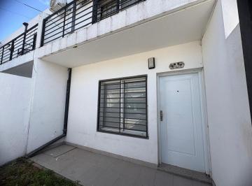 Departamento · 100m² · 3 Ambientes · 1 Cochera · Departamento Tipo Duplex en Alquiler Zárate