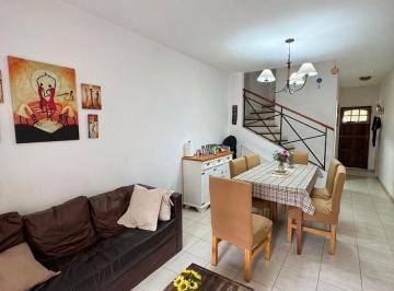 Departamento · 90m² · 3 Ambientes · 1 Cochera · Triplex en Venta