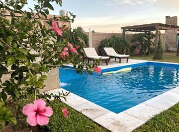 Casa de 4 ambientes, Arroyo Leyes · Alquiler de Casa Quinta Totalmente Amoblada