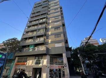 Departamento · 48m² · 4 Ambientes · Departamento 2 Dorm. en Venta Al Frente con Balcón. Cocina Independiente. Reciclado