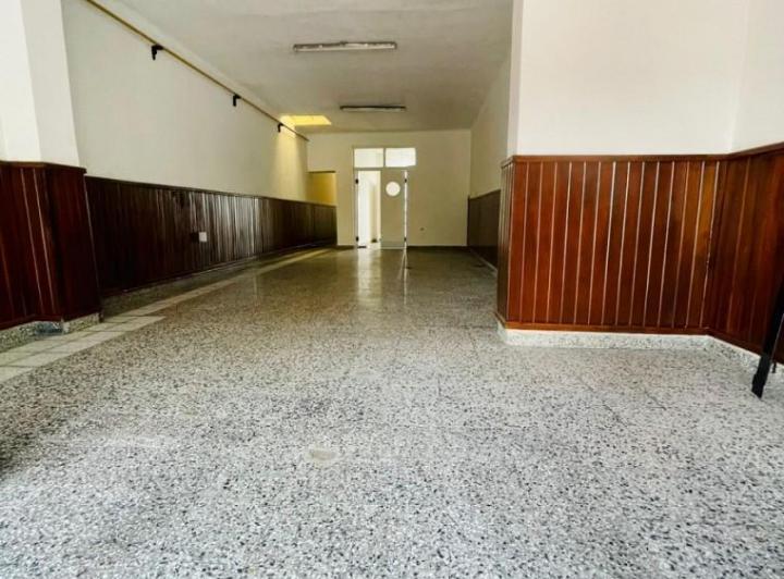 Local comercial · 90m² · 3 Ambientes