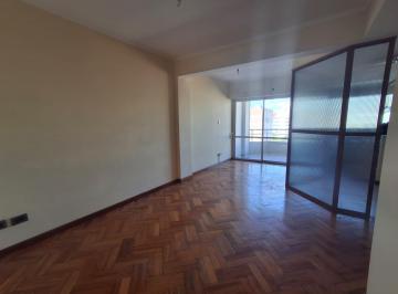 Departamento · 70m² · 3 Ambientes · Excelente Departamento en Alquiler Ubicado en El Centro de Rosario 1 de Mayo Al 1500