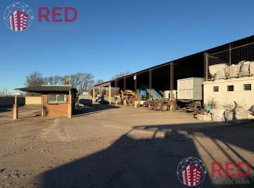 Bodega-Galpón · 1200m² · 8 Ambientes · 8 Cocheras · Galpón en Venta - Circunvalación Sur