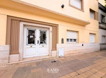 Departamento · 44m² · 3 Ambientes · Venta Departamento de 3 Ambientes en Planta Baja a La Calle - Barrio La Perla