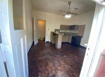 Departamento · 50m² · 2 Ambientes · Departamento Alquiler - 1 Dormitorio 1 Baño - Lomas de Zamora