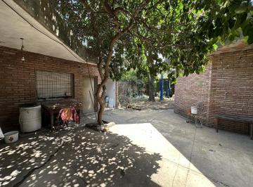 Casa · 301m² · 14 Ambientes · 2 Cocheras · Venta de Importante Casa en Tiro Suizo