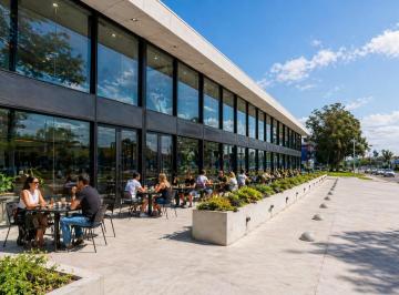 Local comercial · 145m² · 1 Ambiente · Local en El Jardin de Stella Maris