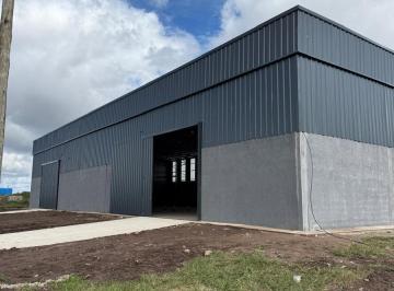 Bodega-Galpón · 600m² · Galpón en Alquiler en Parque Industrial Punto 53, Unquillo