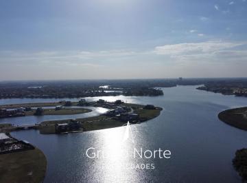 Terreno · 1213m² · Lote en Venta Al Agua en Los Puentes, Nordelta. Primera Línea de Agua!